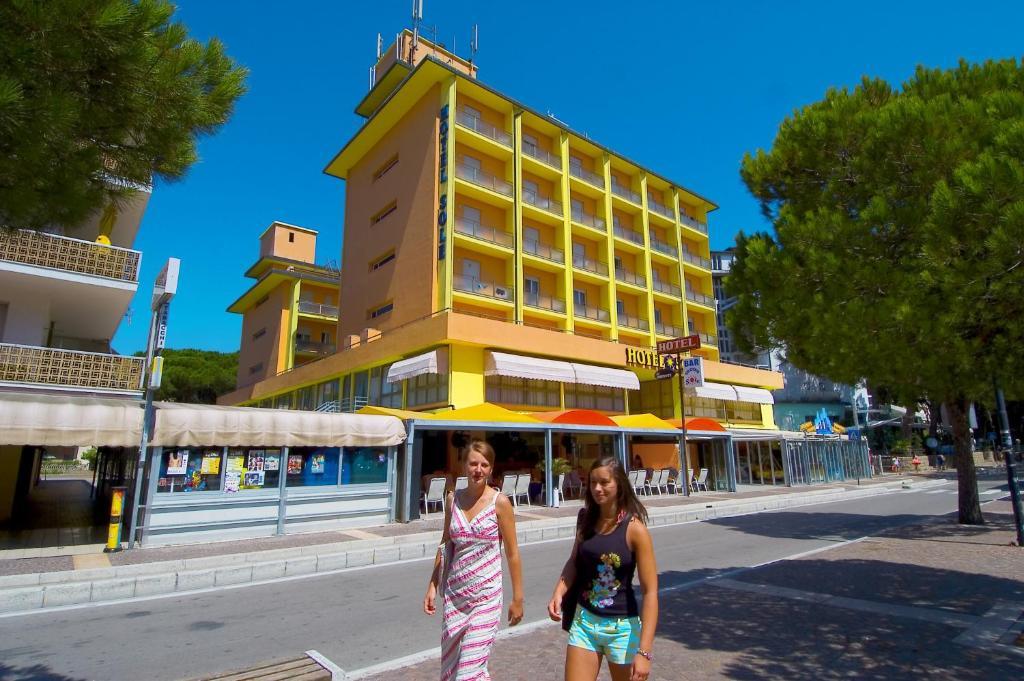 Hotel Sole Rosolina Mare Esterno foto